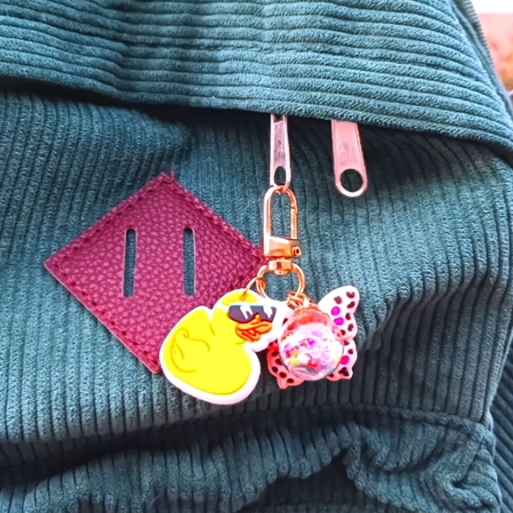 DUCK ZIPPER PULL/BAG CHARM NEW